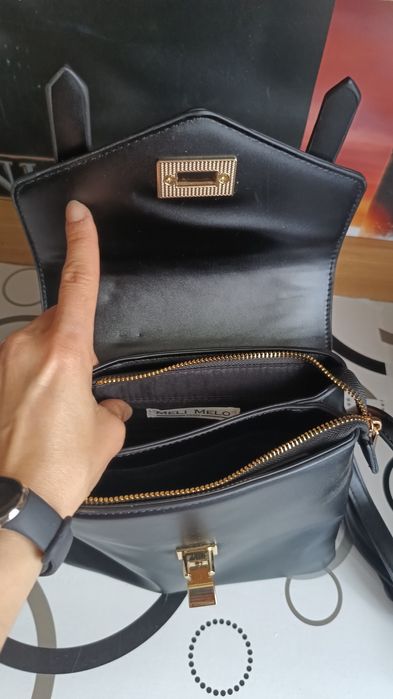 Vând ghiozdanel nou