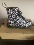 Супер яки Dr Martens