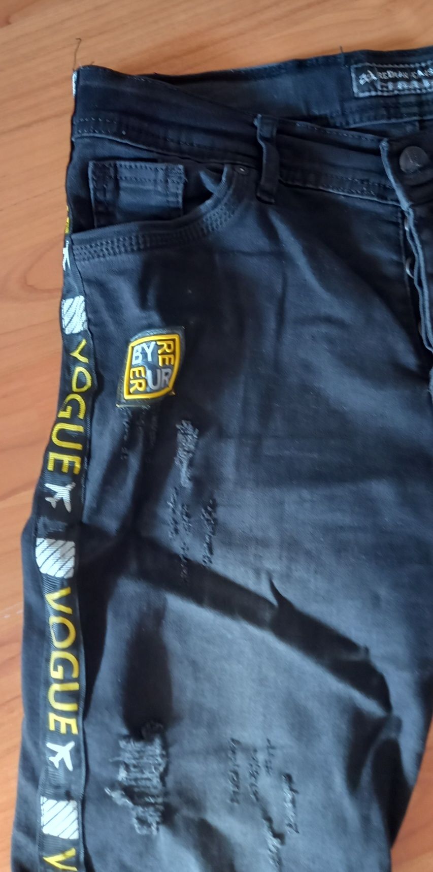 Pantaloni Jeans băieți noi