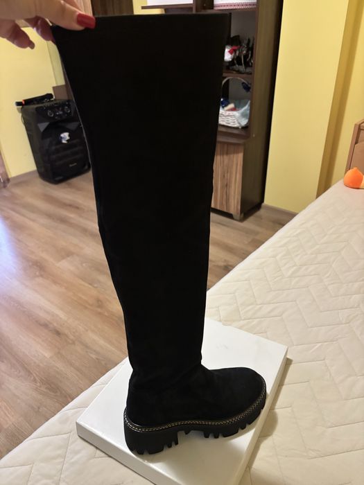 Чизми естествен велур