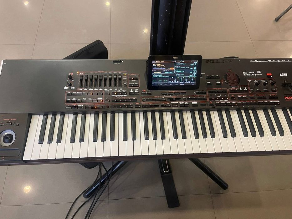 Korg pa 4 x pro 76 keys de vânzare