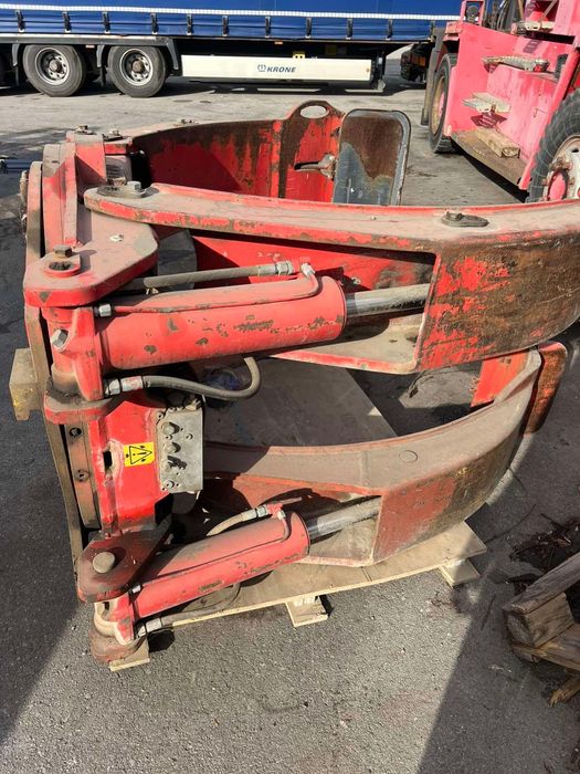 Кламер за мотокар