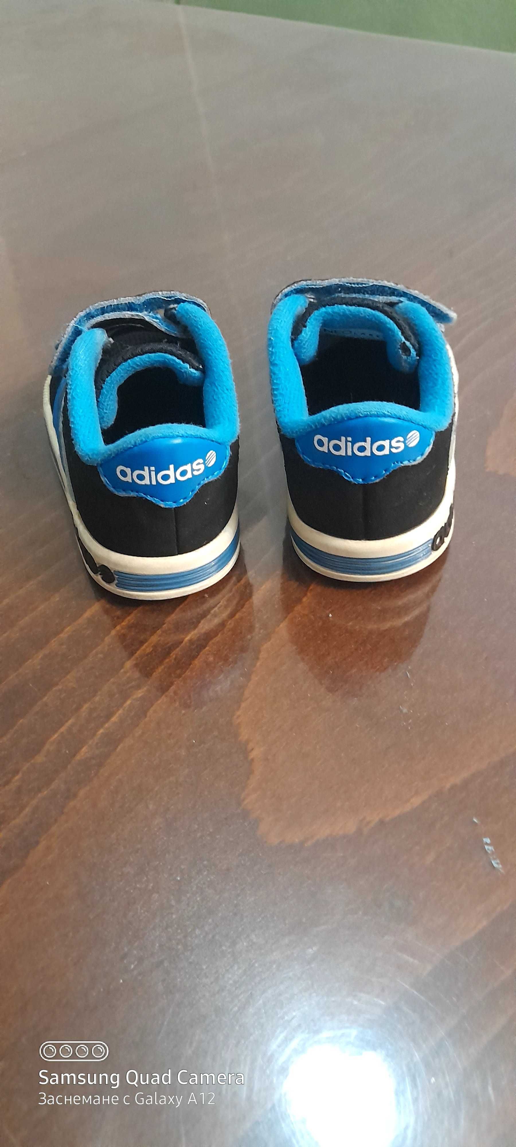 Обувки за момче adidas