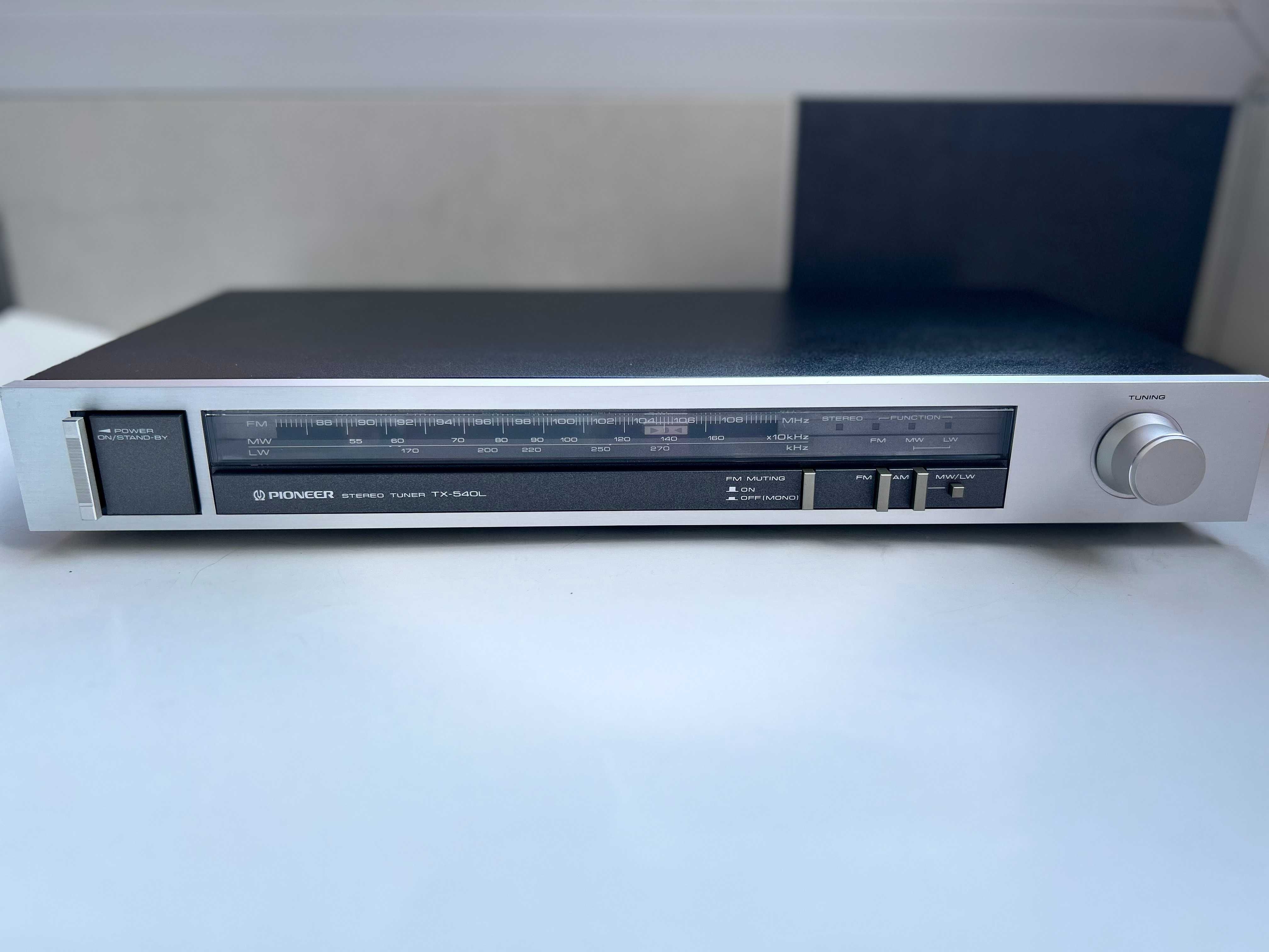Комплект Pioneer от 1984-та- усилвател SA-550 и тунер TX-540L- отлични