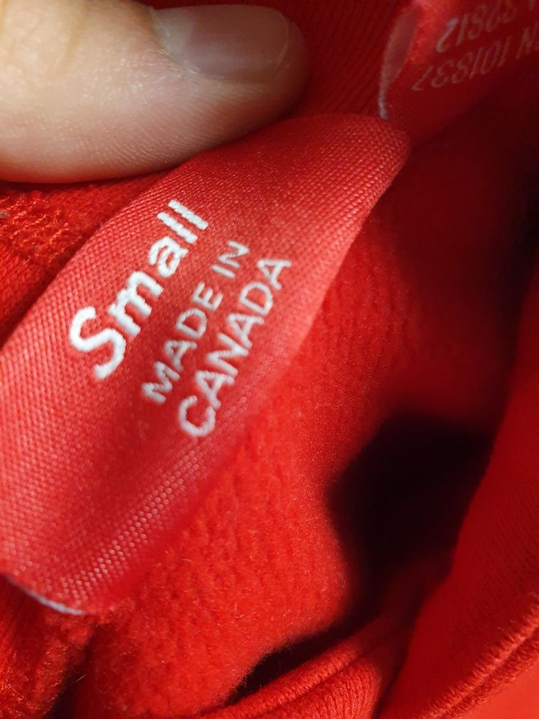 Supreme red bandana box logo