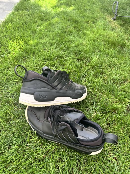 Vand Adidasi Y-3, marime 44