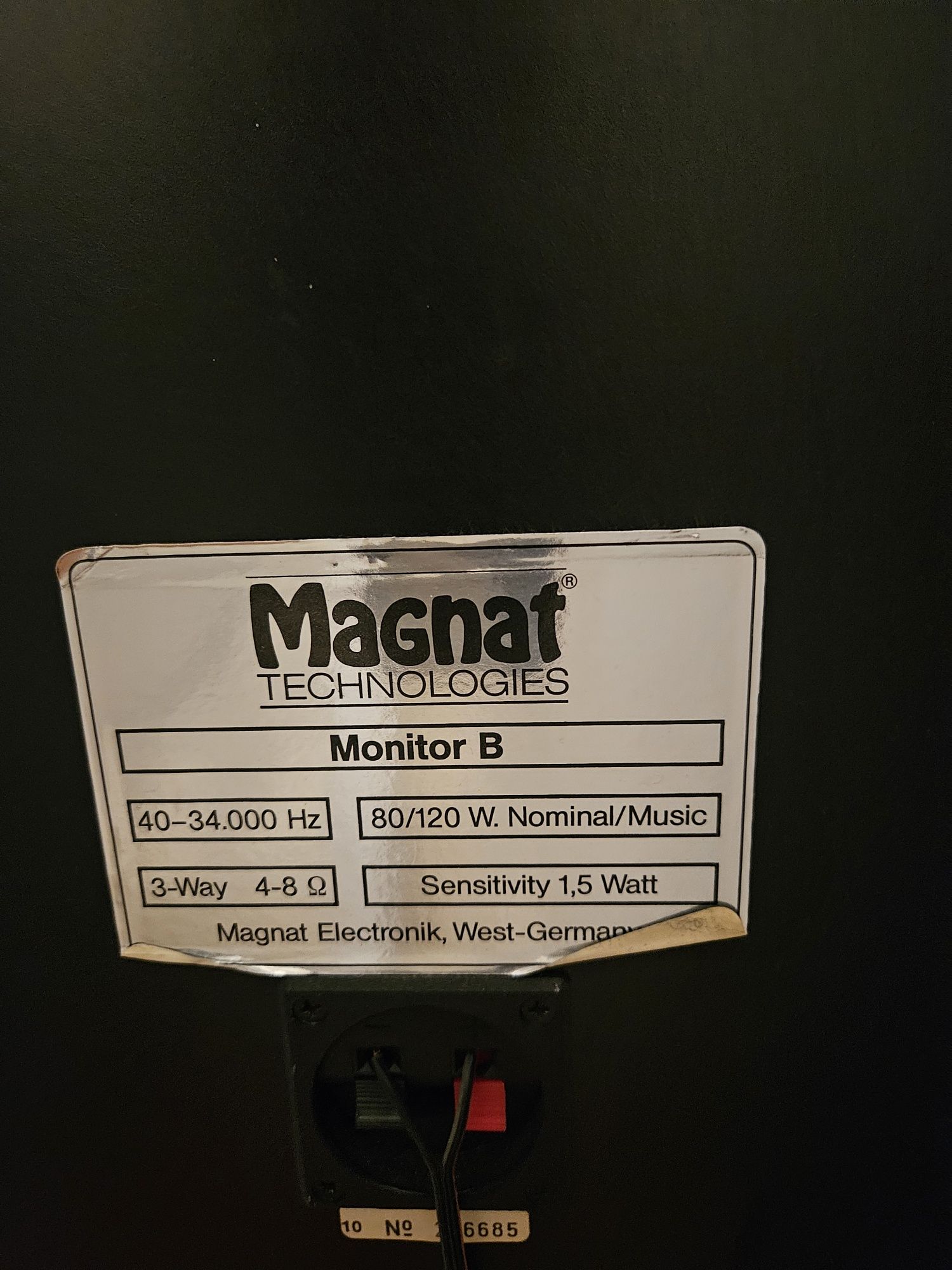 Колони Magnat Monitor B,
4-8 Ома, 80/120W