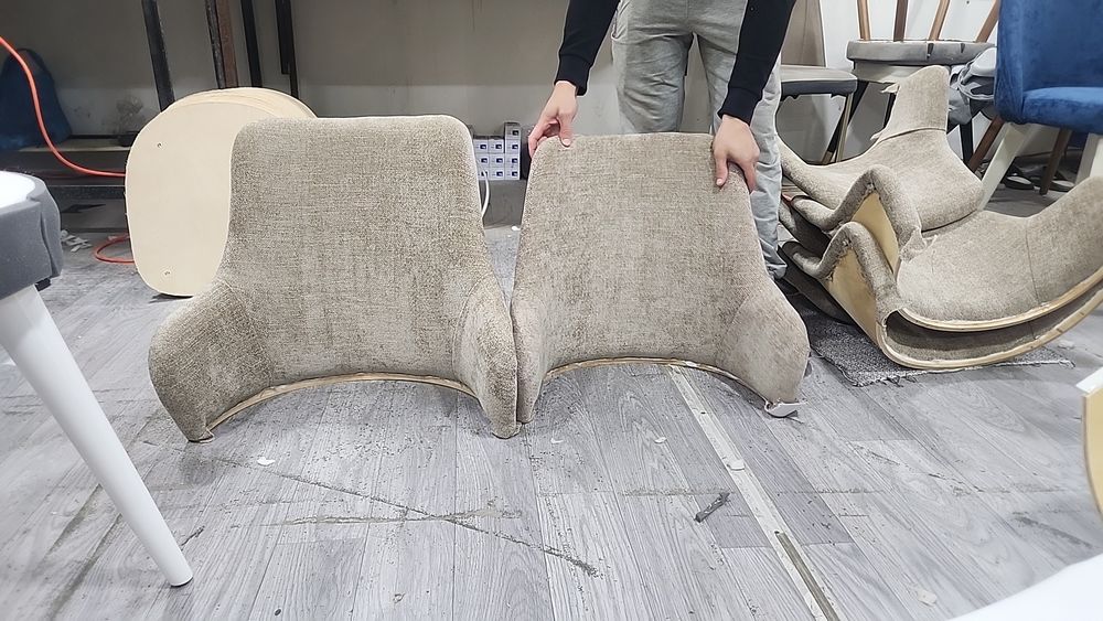 yumshoq mebel korxonasiga ishga olamiz.