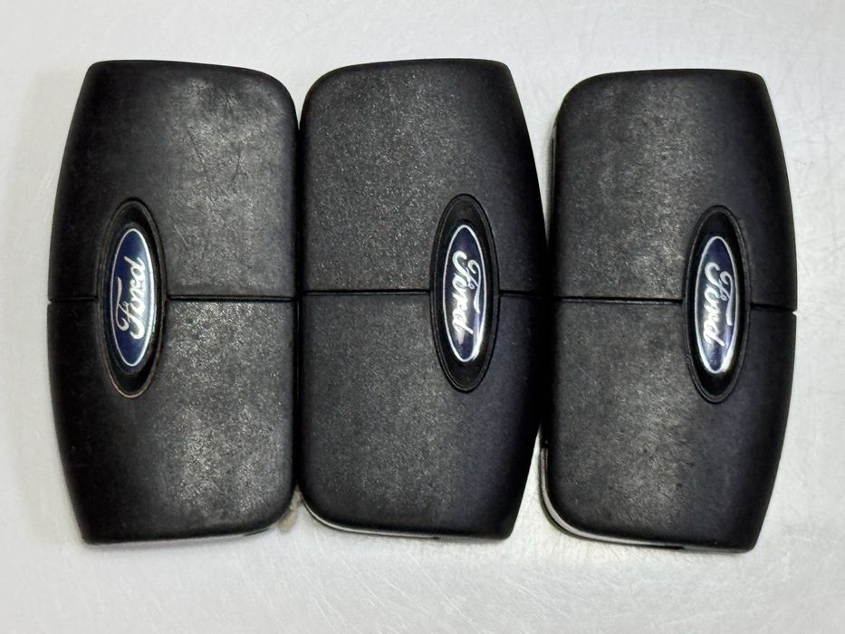 Оригинален ключ стъваем  Ford Fiesta Focus Mondeo с 3 бутона