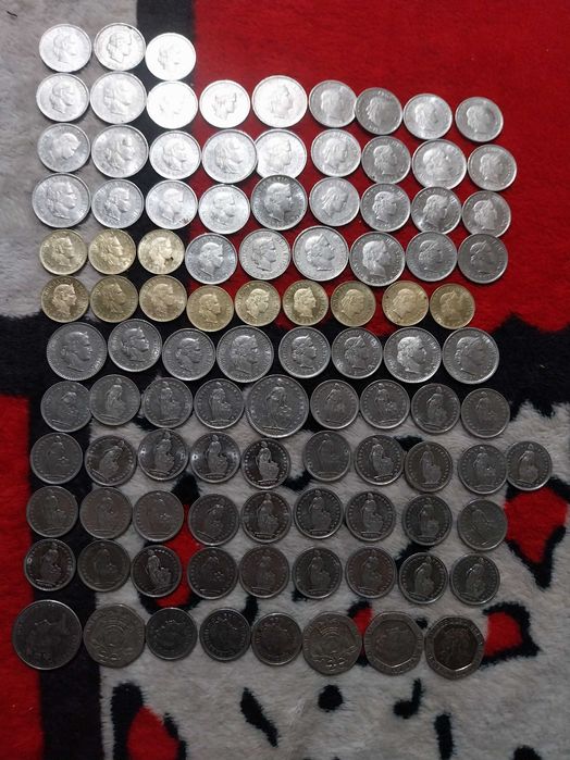 Vand schimb. Monede de colectie .