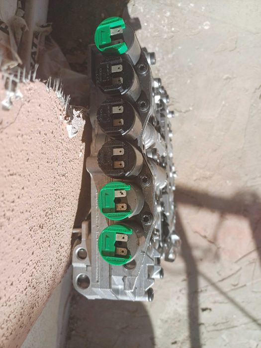 De vânzare, boc valve