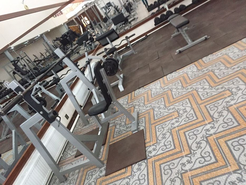 Продается спорт инвентарь: беговая дорожка велосипед