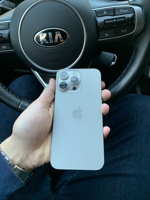 Iphone 15 pro max 256gb с коробкой