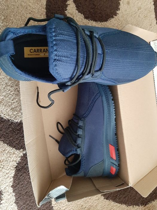 Vând adidași carrano în stare noi nouti de firma de la carrano.