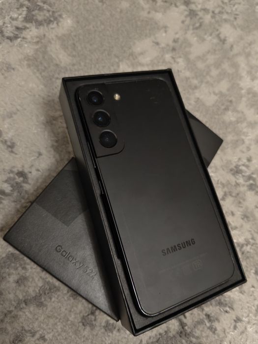 Samsung s22 с коробкой БЕЗ ТОРГА!!
