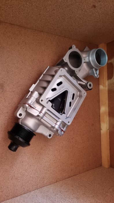 Компресор за мерцедес EATON M65