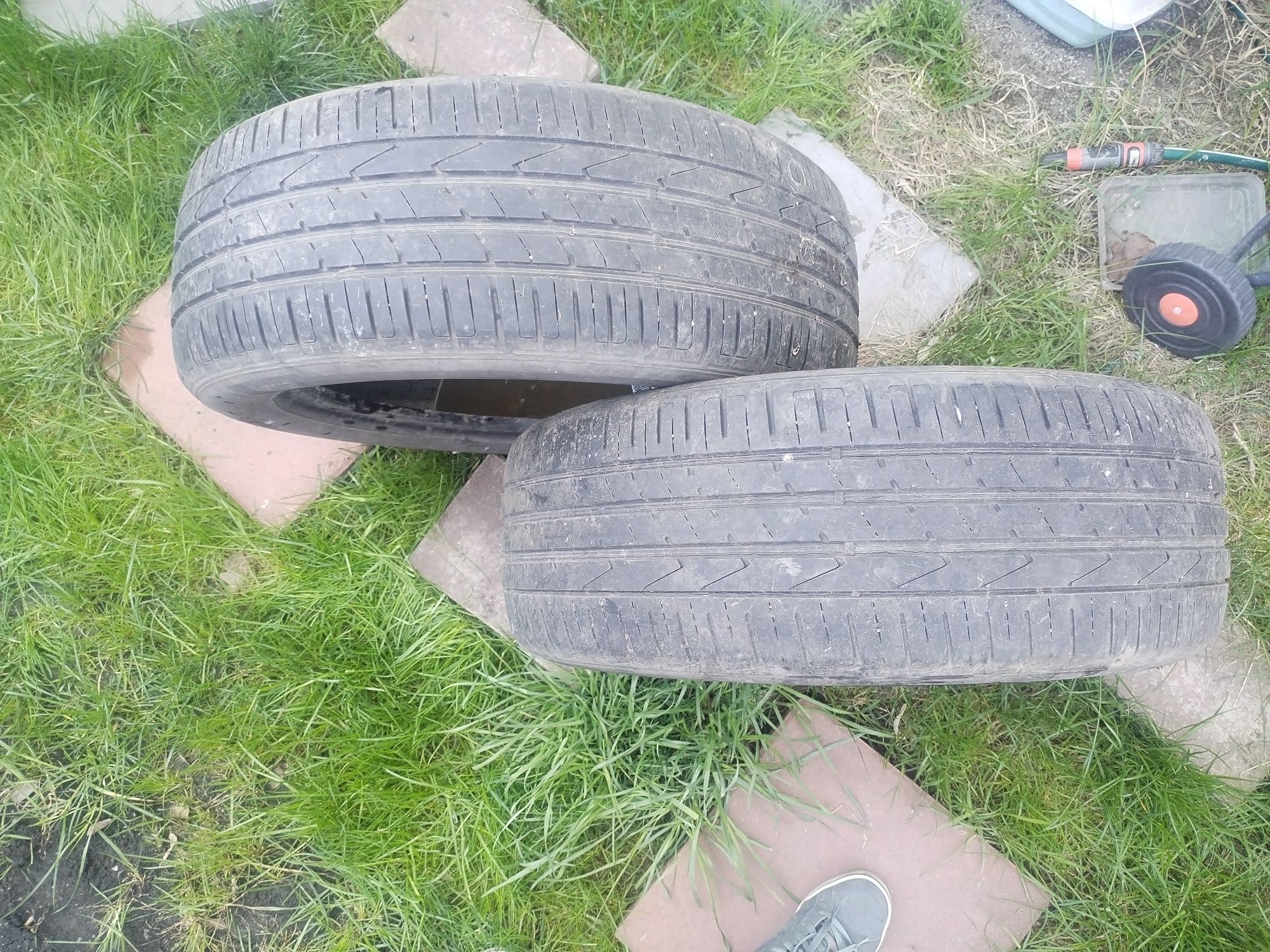 Vand anvelope vara 225/55/18 SUV
