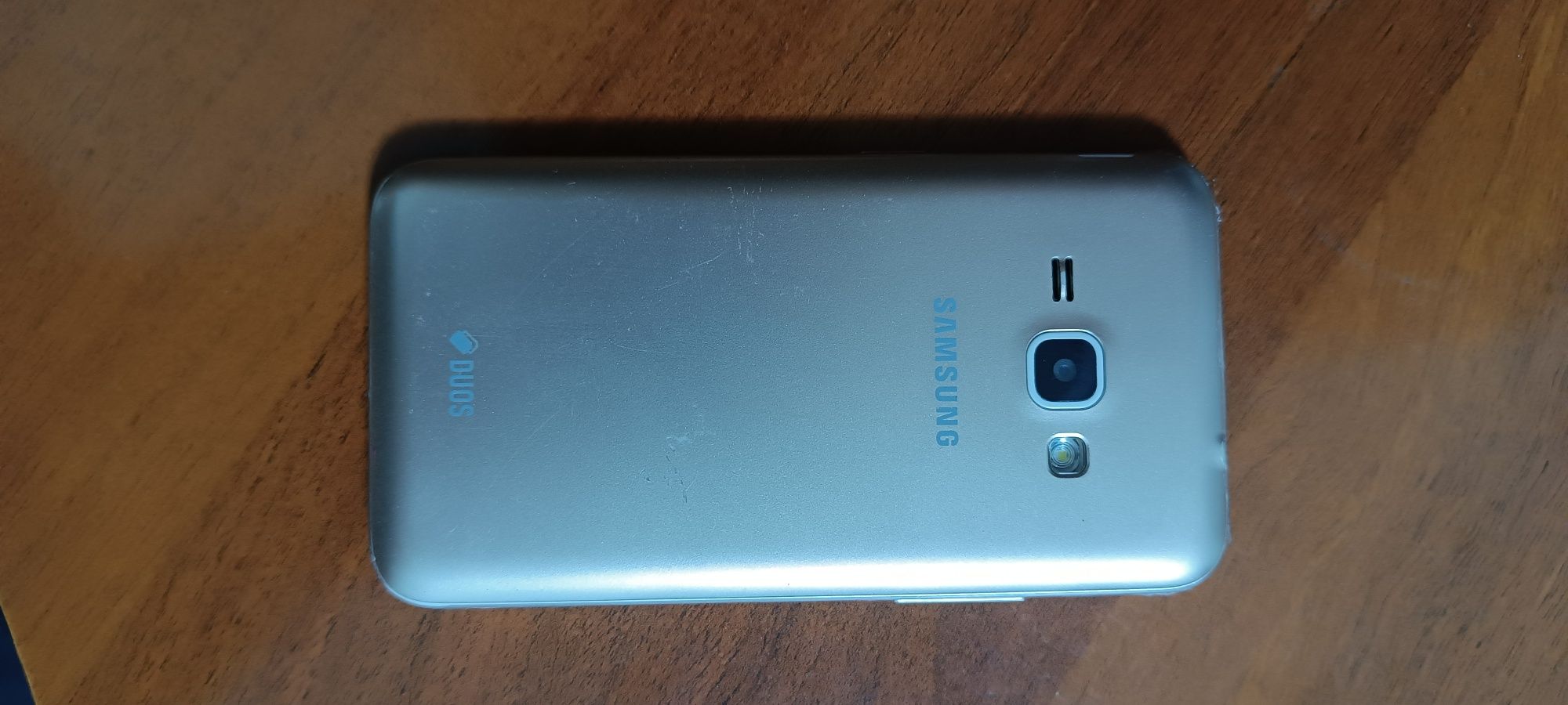 Samsung J1 2016 Duos