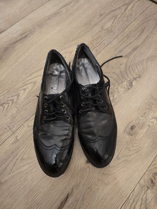 Pantofi din piele naturală