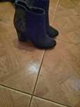 De vânzare botine