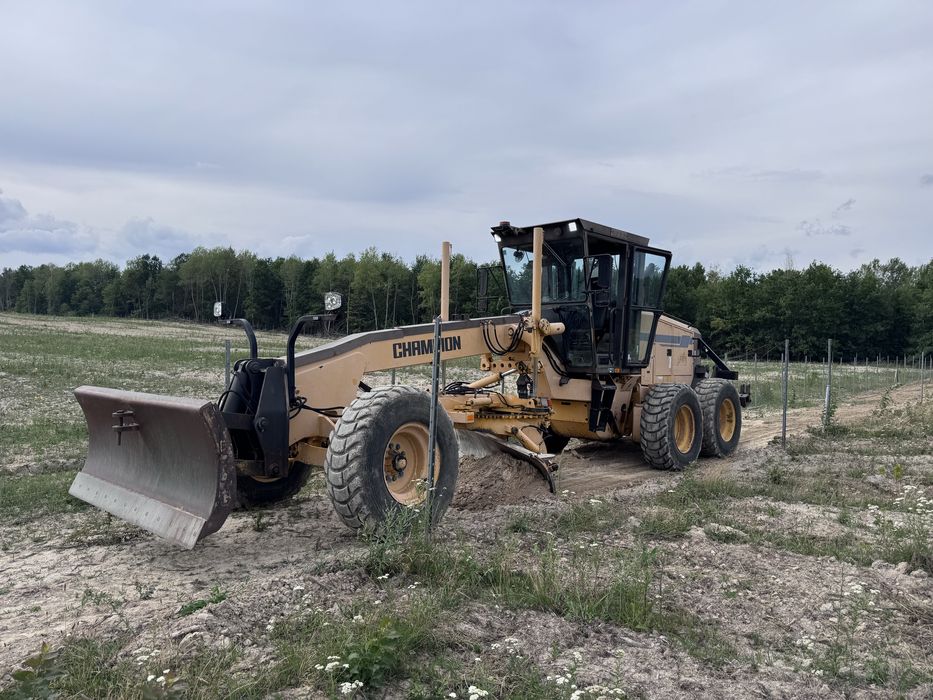 Inchiriez Autogreder/ Buldoexcavator/ Excavator / Camion/ Compactor