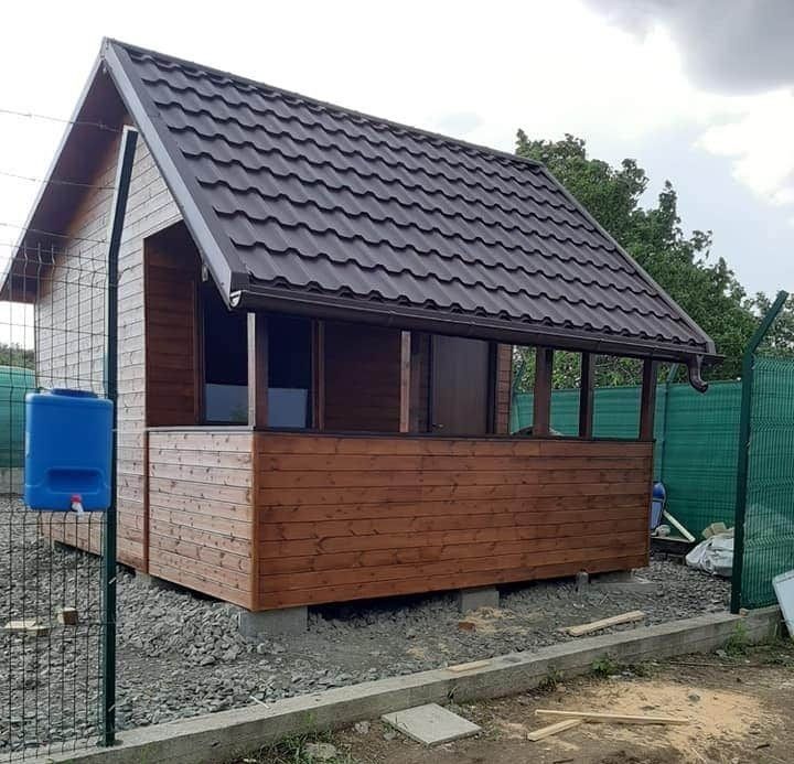 Vând și construiesc căsuțe din lemn