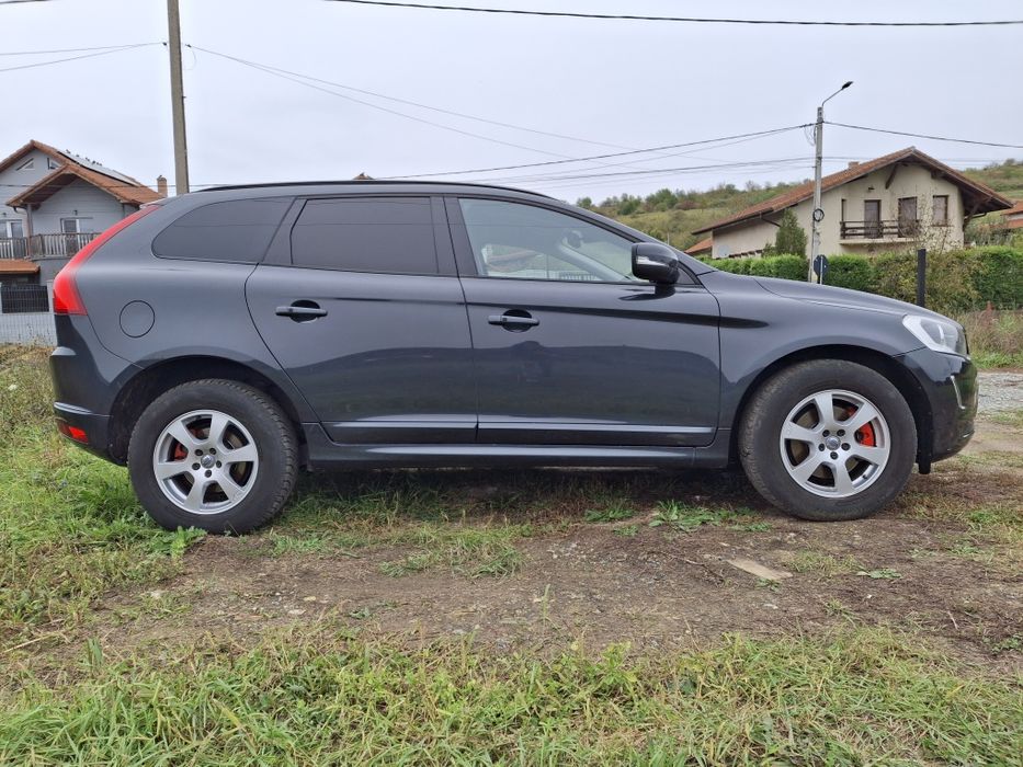 Volvo XC 60 2017
LICHIDARE STOC 11550 euro 
Motorizare: 2.0 Diesel, 1