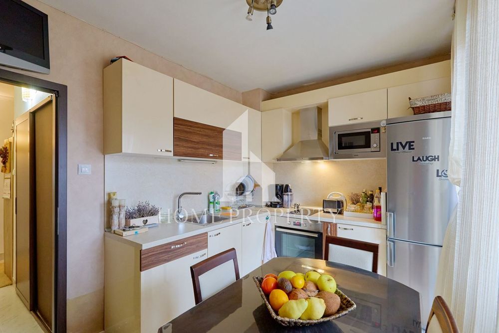 Продава се Двустаен апартамент в София, Фондови жилища - 61 кв.м за 2296 €/кв.м - Снимка #2