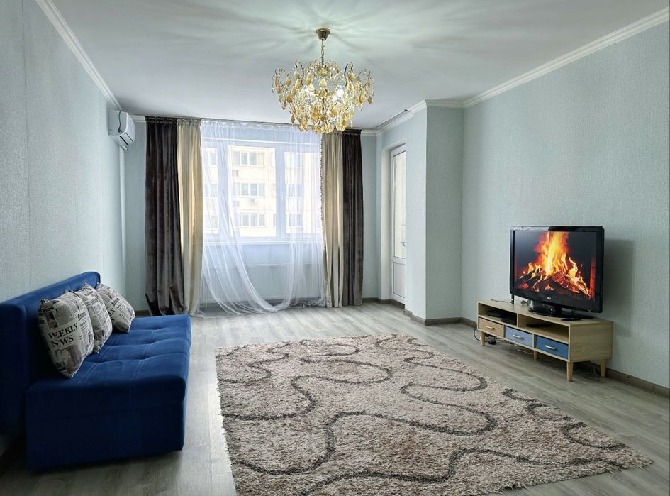 Универсам сдается