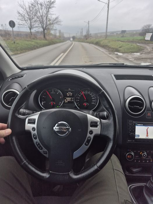 Nissan Qashqai 09  2012