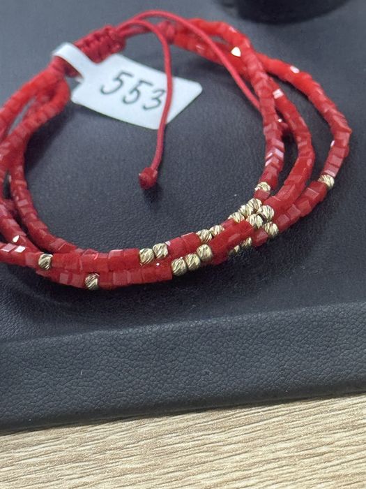 Червена златна гривна