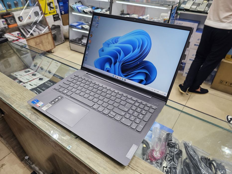 Lenovo Ideapad 5 core i5 12-поколения