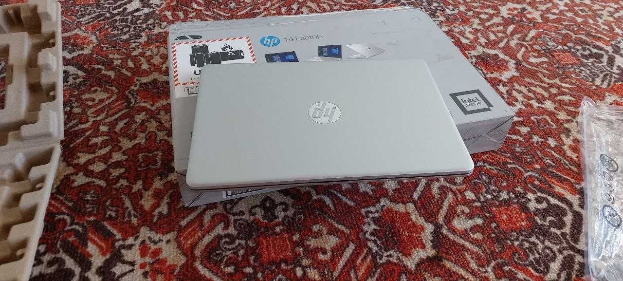 Notebook hp  holati yangi