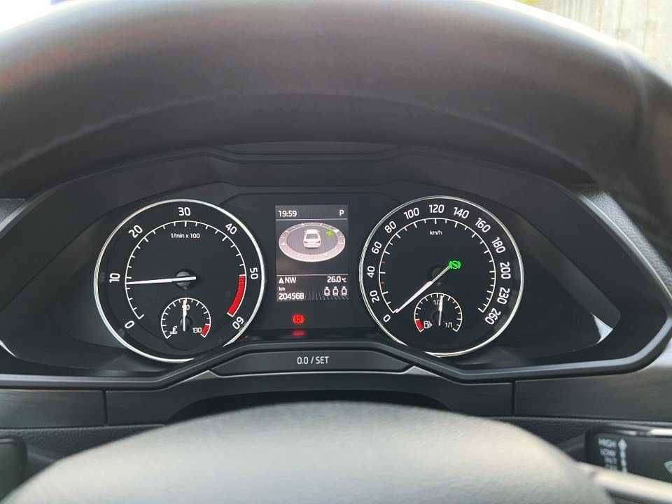 Skoda Superb 2,0 TDI  4x4