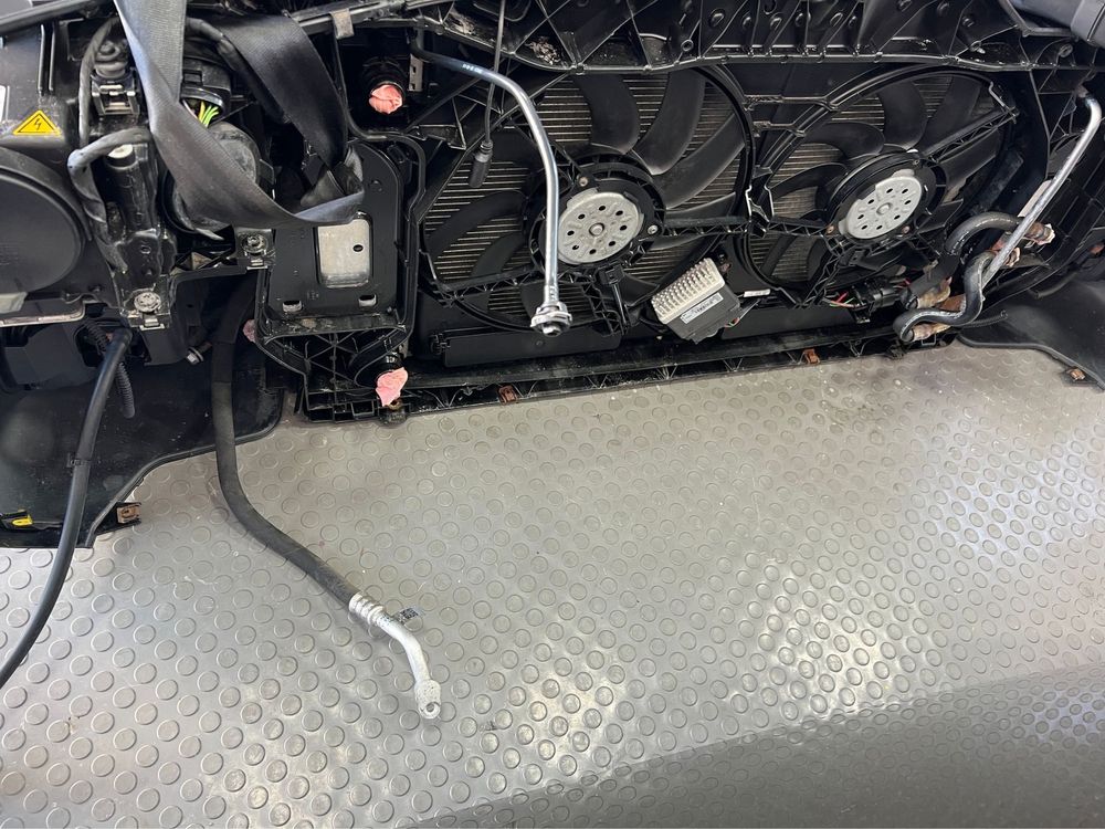 Bot Complet/Fata Bara Capota Faruri Radiatoare Audi A4 B8 S Line FL
