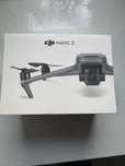 DJI Mavic 3 (2 camere)