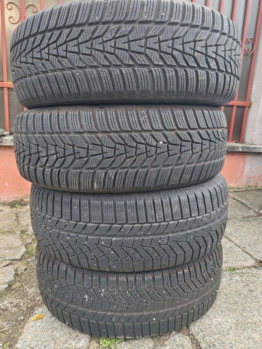 De Vanzare Anvelope Iarna 215/60/R17