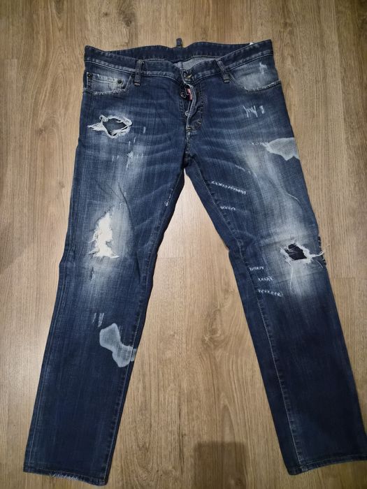 Оригинални дънки на Dsquared2 и Zu Elements