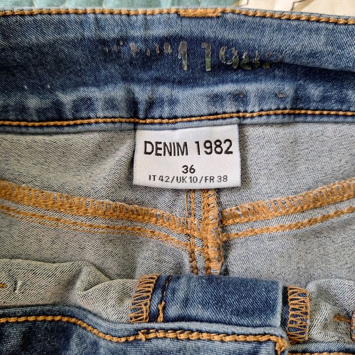 Pantaloni damă, mărime 36