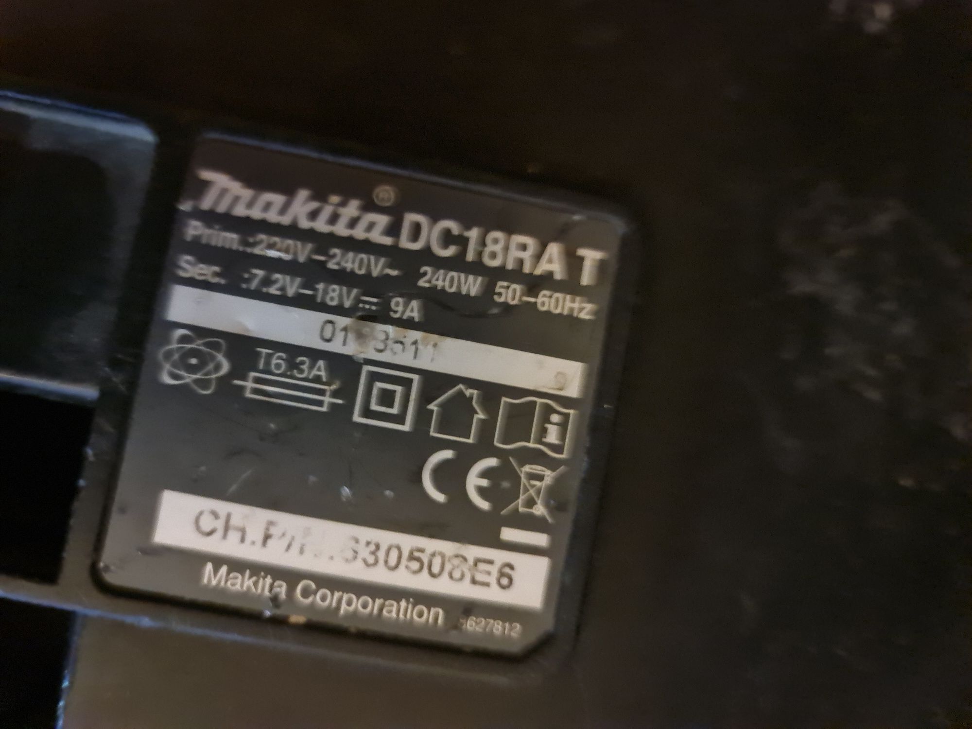 Încarcator pt piese dc18rat makita 14-18v - dc10wa , dcb115 dewalt 18v