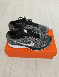 Нови !!! Nike flyknit racer 40 номер