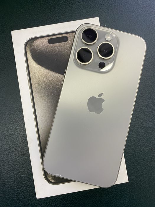 Продам срочно iphone 15 pro 128 gb