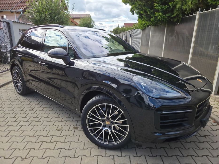 Porsche Cayenne Porsche cayenne e hibrid 462cp