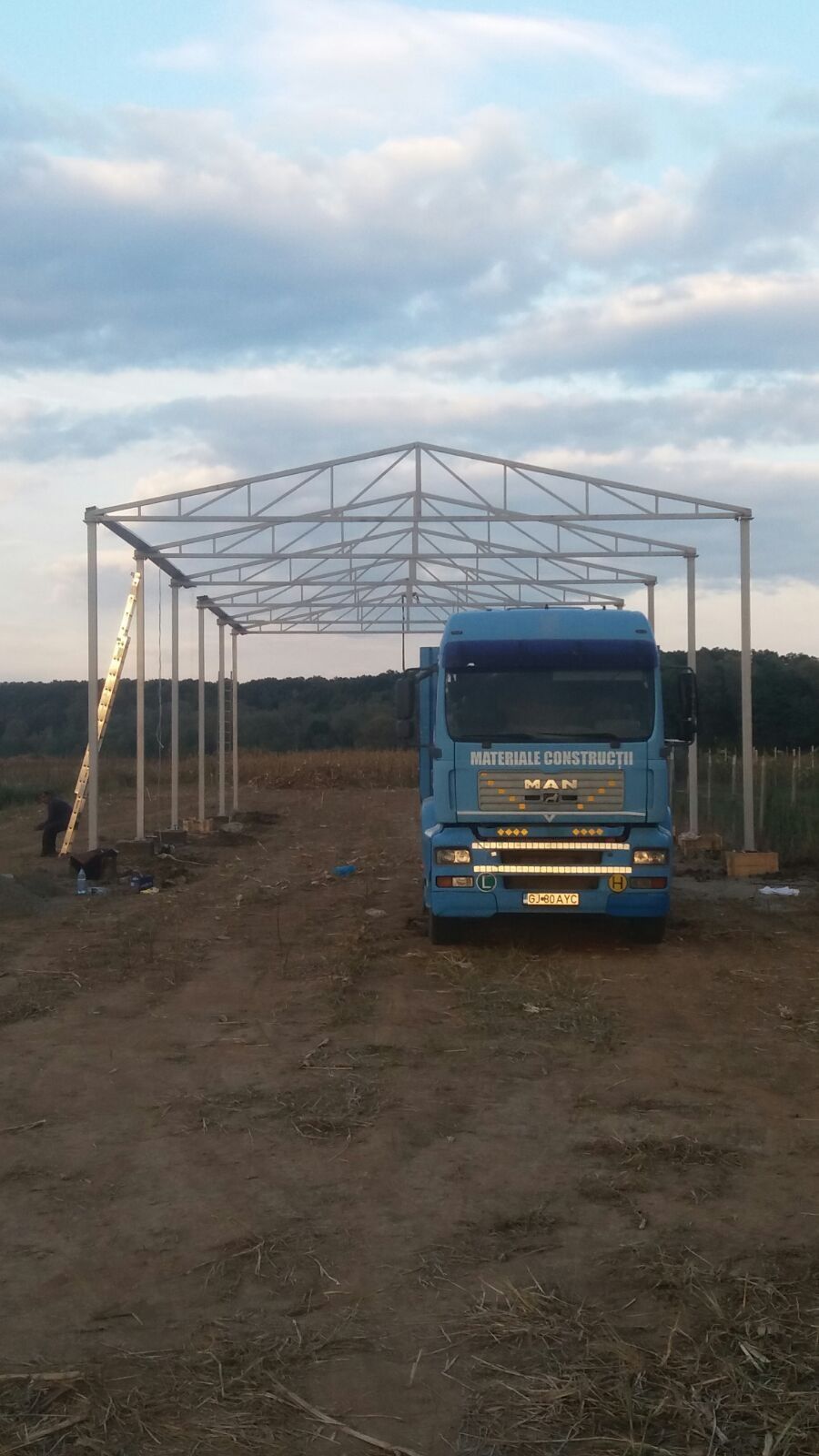 Vand hală metalica 9m×30m×3m/4m