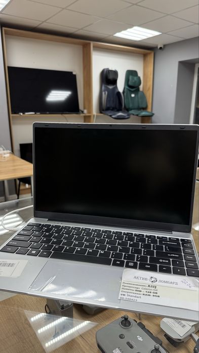 ASIJ ноутбук