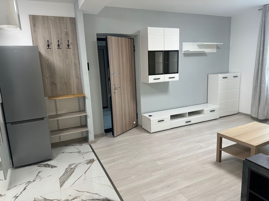 Apartament de închiriat cu 2 camere în Chisineu-Cris
