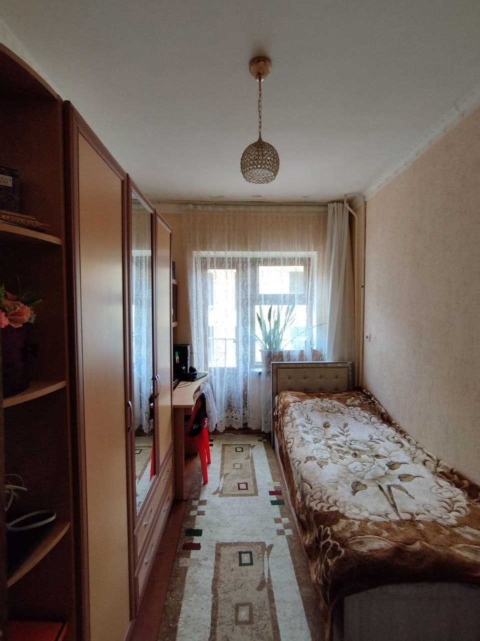 №  1084  4х комнатная квартира в районе Узбекистанской
