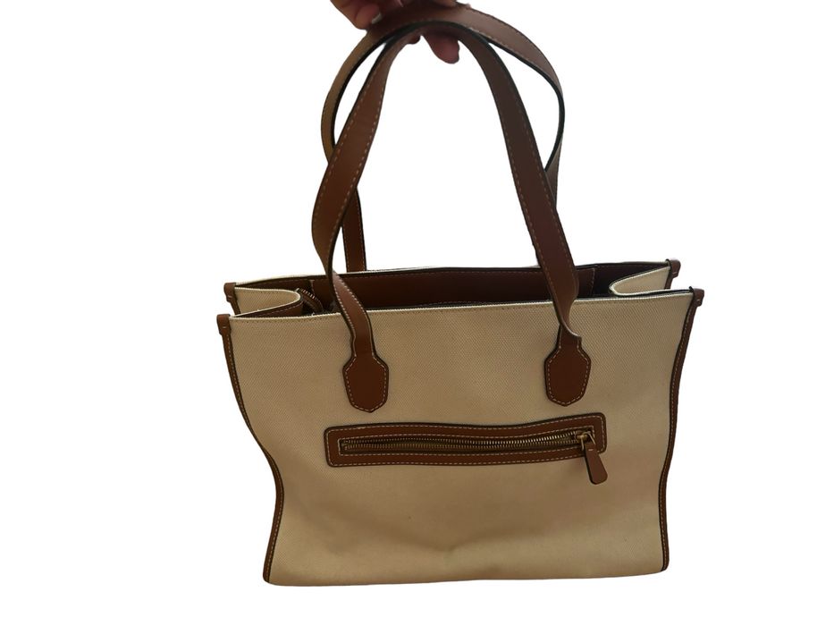 Дамска чанта в кафяво Guess SHOPPER BAG SILVANA