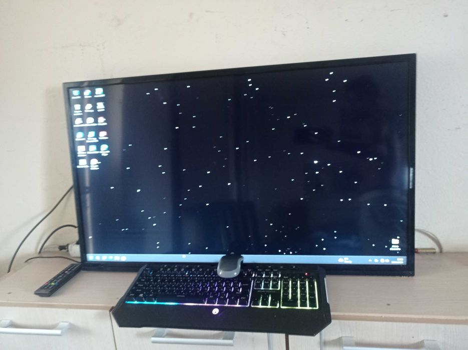 Vând Schimb PC+monitor+tastatură+maus