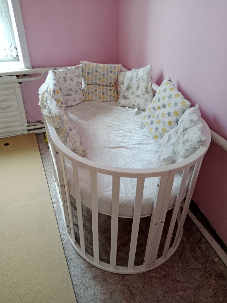 Продам детскую кроватку